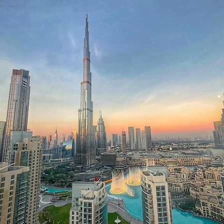 Prestige Living 2Br With Full Burj Khalifa And Fountain View By Auberge Dubai Dış mekan fotoğraf