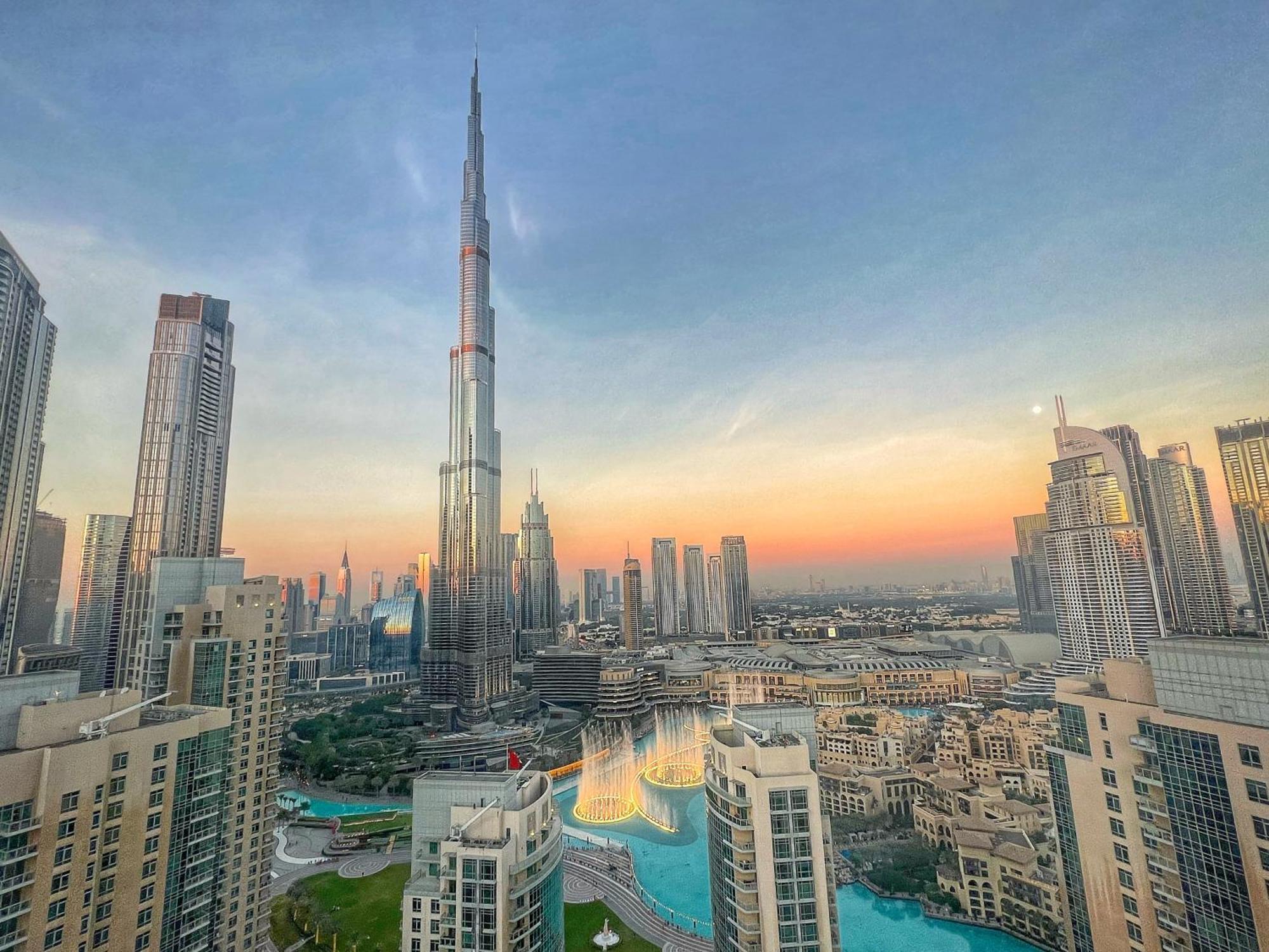 Prestige Living 2Br With Full Burj Khalifa And Fountain View By Auberge Dubai Dış mekan fotoğraf